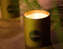 Load image into Gallery viewer, 250gm The Secret Wonder Oil Massage Candle
