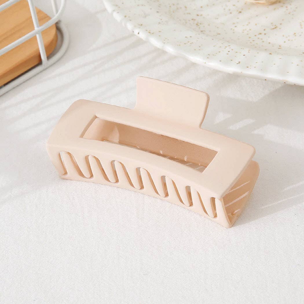 Solid Rectangular Hair Claw: ONE SIZE / BGE